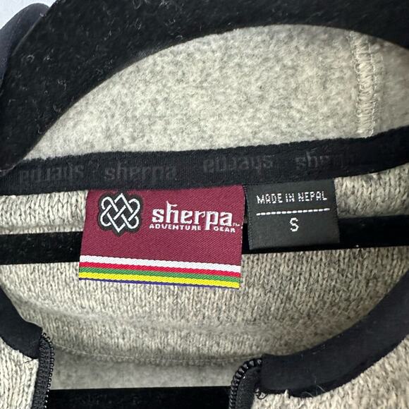 Sherpa Adventure Gear Khampa Hooded Sweater in Tan Men's Size Small - Picture 4 of 8